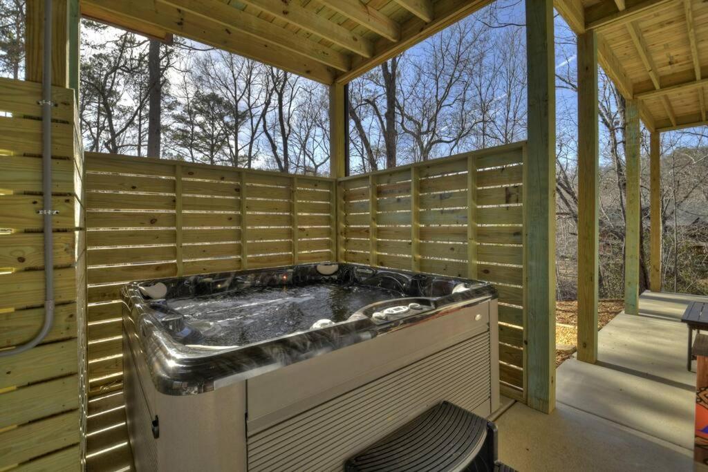 Rosewood Retreat - Hot Tub Fire Pit Pool Table Villa Blue Ridge Luaran gambar