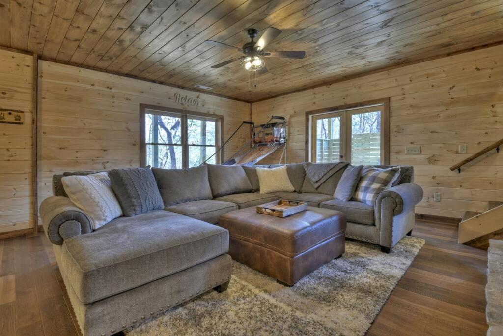 Rosewood Retreat - Hot Tub Fire Pit Pool Table Villa Blue Ridge Luaran gambar